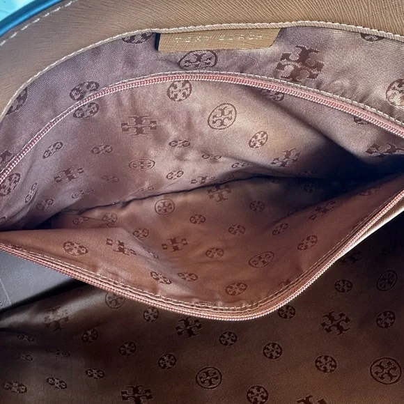 Tory Burch York Buckle Leather Tote Bag - Picture 8 of 9